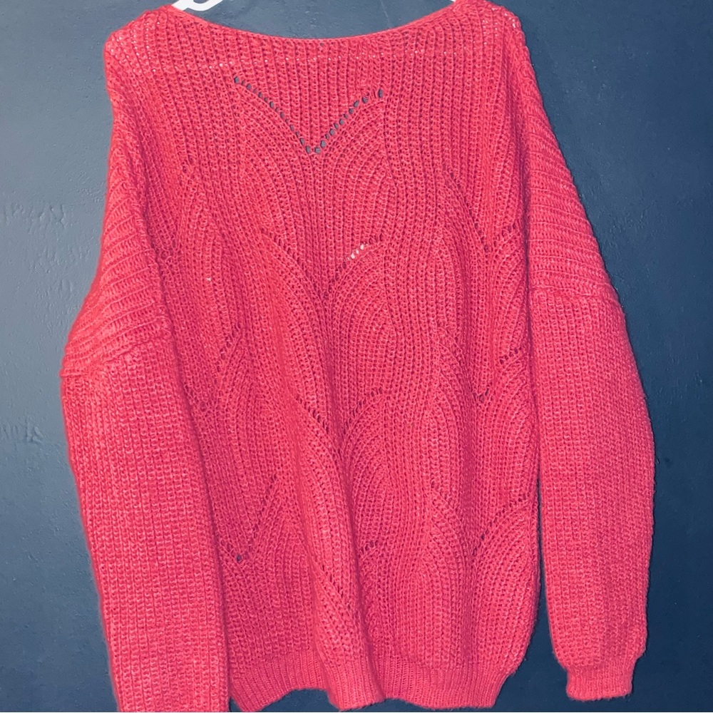 THE PERFECT SWEATER - M